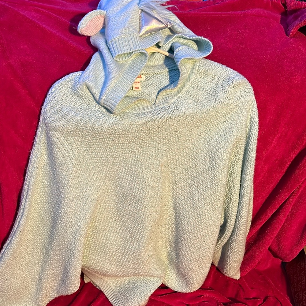 Unicorn sweater